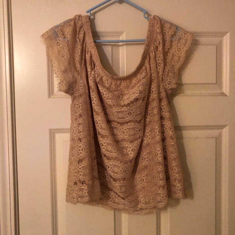 Nice tan shoulder on or off top!